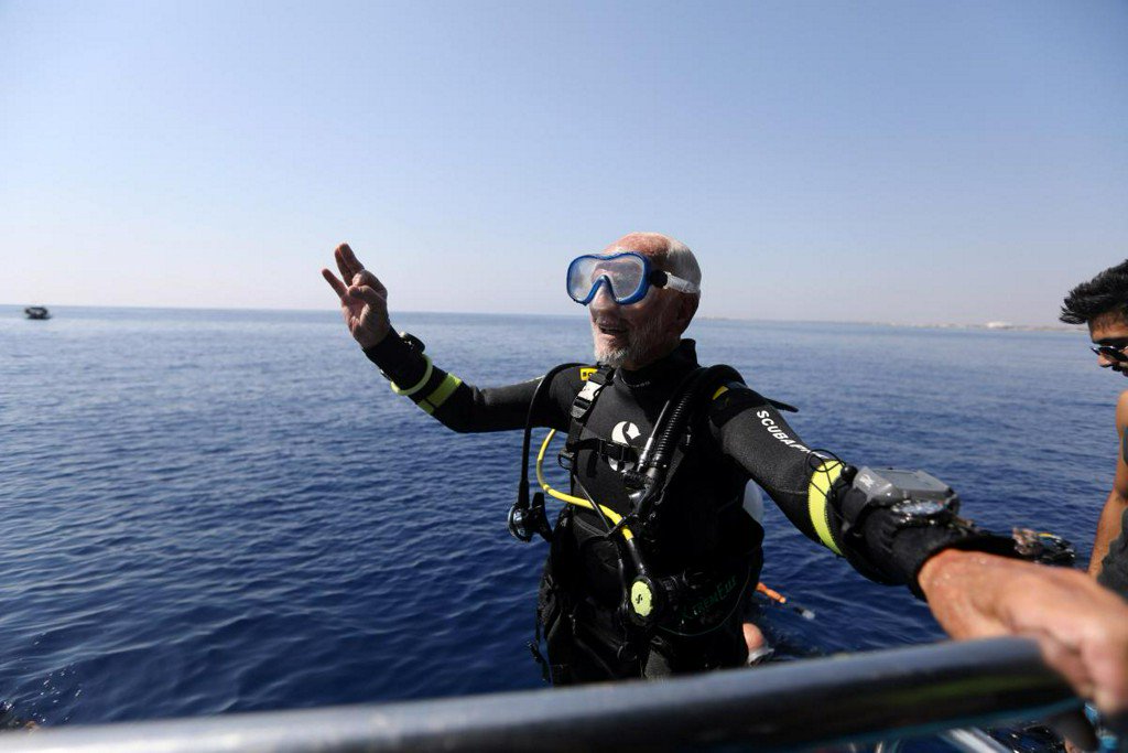 Reuters tweet picture
