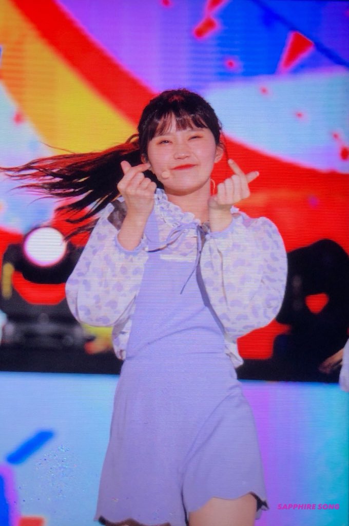 archiveshayoung's tweet image. 180901! | © sapphire song preview 
↠#송하영 #프로미스나인 ˊ˗