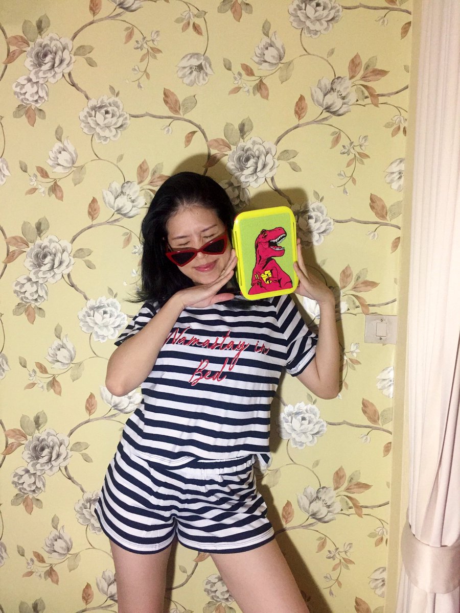 korndao's tweet image. Namastay in Bed, but eat outside you know ?
ความอิ่มเป็นบุญ... สาธุ~🦖😋✨

Brand picks: #asosDesign #JustMustard #PomeloFashion 👌🏻