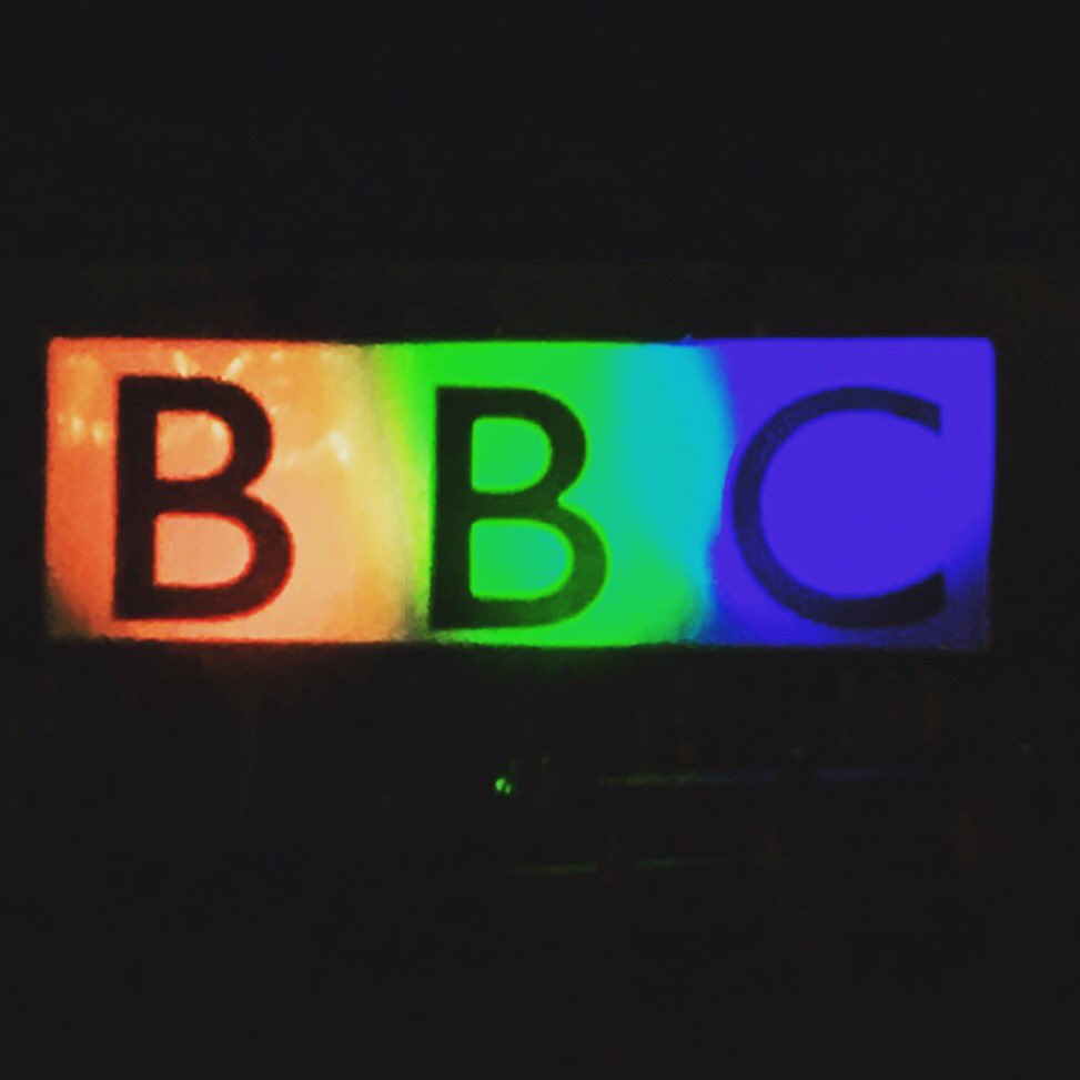 Last few #FREE 🎟 for Wed recording new #BBC #radio1 #podcast. We want YOU there because you’re sexy.😻 Link in bio☝️📻🤟

#comedy #newcomedy #londoncomedy #britishcomedy #bbcradio1 #6music #radio4 #improv #comedyimprov #funny #funnyshit #londonlife