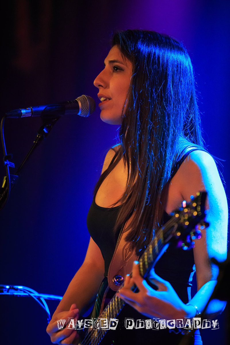 musicbyalba's tweet image. Still reverberating from my experience at the @edfringe . Big thanks to #waystedphotograpy for shooting these amazing pics of my performance at @StramashEdin #edfringe2018 #londonartist #femaleguitarist #indie #singer #songwriter #prsguitars #LivePerformance #LiveMusic