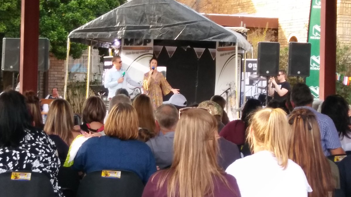 callacoetzer's tweet photo. @stroomopfilm in Welkom. #MakitiKontreifees2018 https://t.co/3oiMd5Mfx3