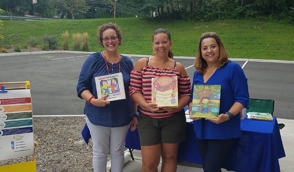 PeekskillCSD's tweet image. Come out to today’s @peekskillbasics event at the Family Dollar store on Main Street for a chance to read with these wonderful volunteers! They’ll be there until 1:30 p.m. @VargasDir #peekskillbasics #literacy