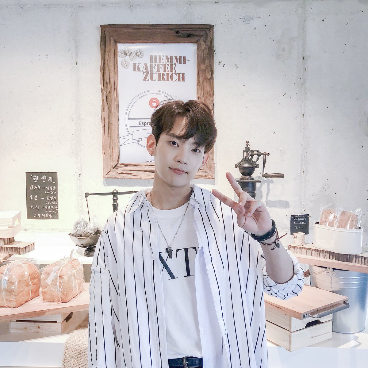 XENO_T_staff's tweet photo. [#제노티 #상도]
숲속에서 진행된 TV조선 <숲속 라이브> 🌳🌲 궂은 날씨에도 먼 길 응원해준 탑클래스! 안전귀가하세요 😘
#XENO_T #TV조선 #숲속라이브 https://t.co/M9Ngza9zkE