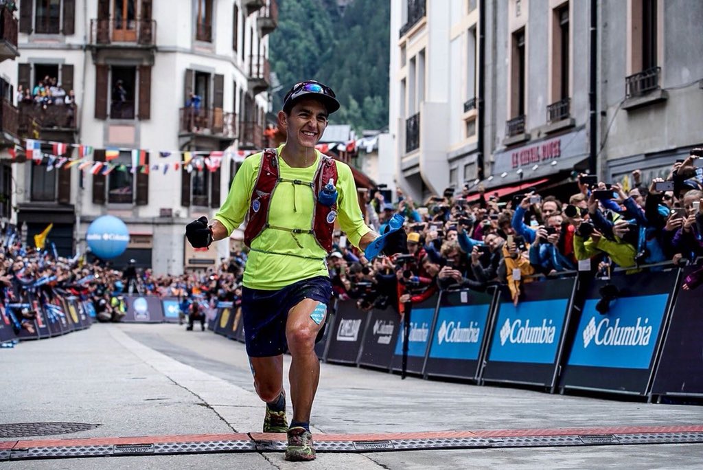 arnodissy's tweet photo. 🎼 Xavier #Thevenard,
J’sais pas si vous connaissez,
C est un montagnard
Une course de bâtard, #
Il a remporté l UTMB ! 🎼 

Bravo Xavier, @ASICSFrance est super fier de toi et de ta troisième victoire sur l @UTMBMontBlanc 

#trail #asics #utmb #running https://t.co/rpvwNeK73O