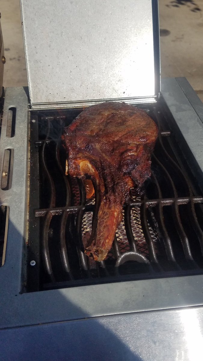 #TomahawkSteak cooked on <a href="/nexgrill_ind/">Nexgrill</a> Deluxe 6 burner with side sear station.