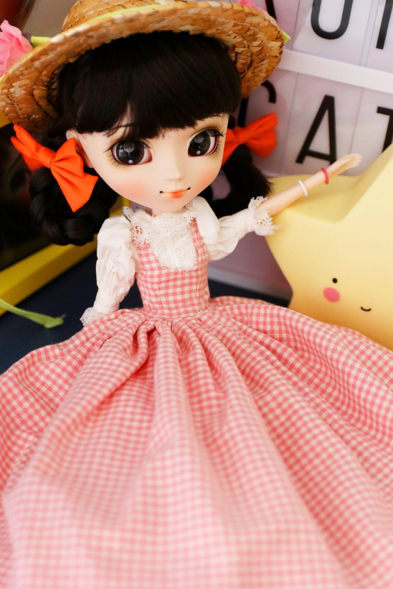 theri_ppoi's tweet photo. My 2nd video is a review about #Pullip Himawari ๐ป, my little Mikan ๐! She is one of my favs; here is the #YouTube link:
https://t.co/Tw0lAstgeh
#ใใผใชใใ #groovedoll #komonogatari #kawaii #pulliphimawari #himawari https://t.co/ZkpL3a6fkx