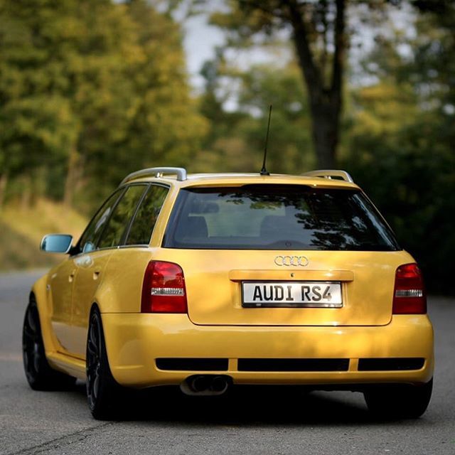 Camp_allroad's tweet photo. The world famous #AvantAngle | Owner @miss.turbiene | 📸 @m.kbka | #campallroad #Audi #RS4 #Avant #quattro #B5squad #B5elite #B5society #wagoon #wagonsteez #wagonation #wagonsonly #Audi_official #audigramm #audiloverr #audizine #fourtitude #quattrowor… https://t.co/ecytO6StaV https://t.co/1V4XIdxdHx