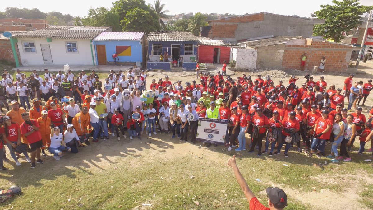 BAVARIA_OFICIAL's tweet photo. Gorras ✅
Botas ✅
Guantes ✅
Camiseta ✅
¡Ya estamos listos para ensuciarnos en Cartagena! #MeUno #Ensúciate @epacartagena @CtgenaDeIndias https://t.co/Z6IPDNsoYk