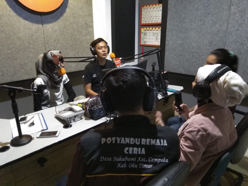 RizkiAsmuni's tweet photo. siaran kita hari ini di radio global 101 fm Palembang bersama @Indha30 kali ini kita bincang2 tentang posyandu remaja.

@EkoSandjojo @anwsanusi @taufikmadjid71 @pendampingdesa_ @P3MD_OKUT @tppindonesia @pendampingdesa_ @Posrem_Ceria https://t.co/HONqVIdBlm