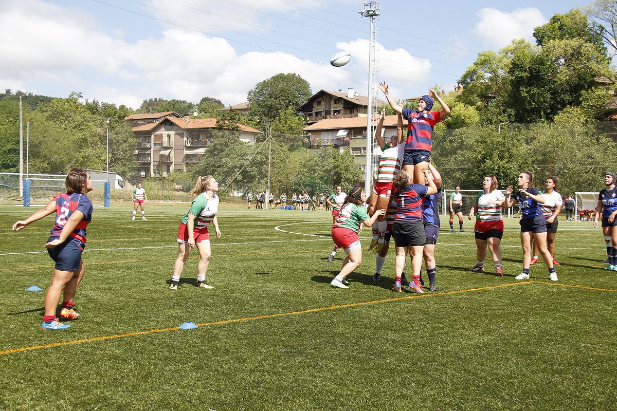 Aiurri's tweet photo. #Zizurkil Emakumeen errugbi topaketa ere ospatu da jaien atarian [ARGAZKIAK] https://t.co/j0JrvSzIP4
@hernanirugby @UniBilbaoRugby @rugbyberabera @LaUnicaRugby @ORDIZIARUGBY https://t.co/iRdpRxto0K