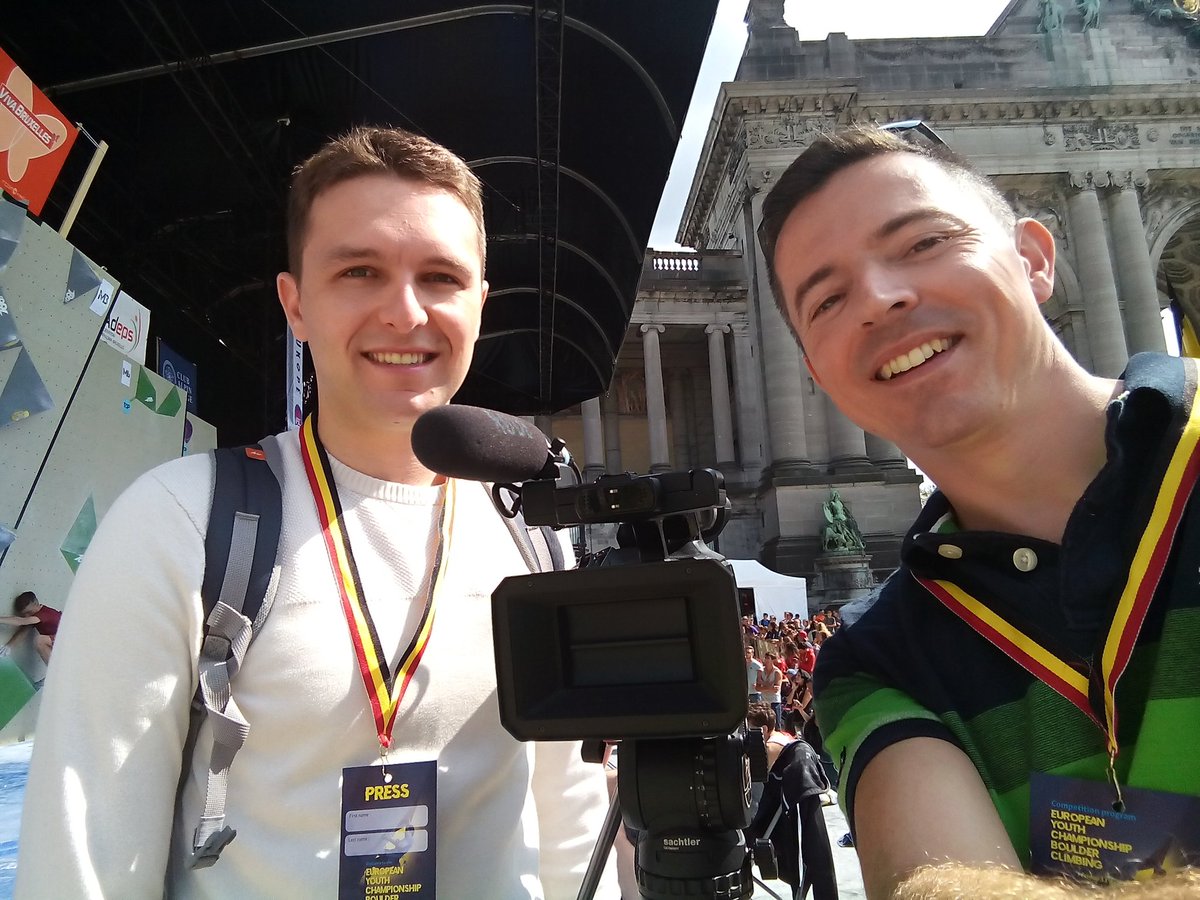 SamuelFrancis__'s tweet photo. En reportage au parc du Cinquantenaire pour la rentrée de #Gradins #EYCH18 @Tvcombw https://t.co/Kohk3uQpmq