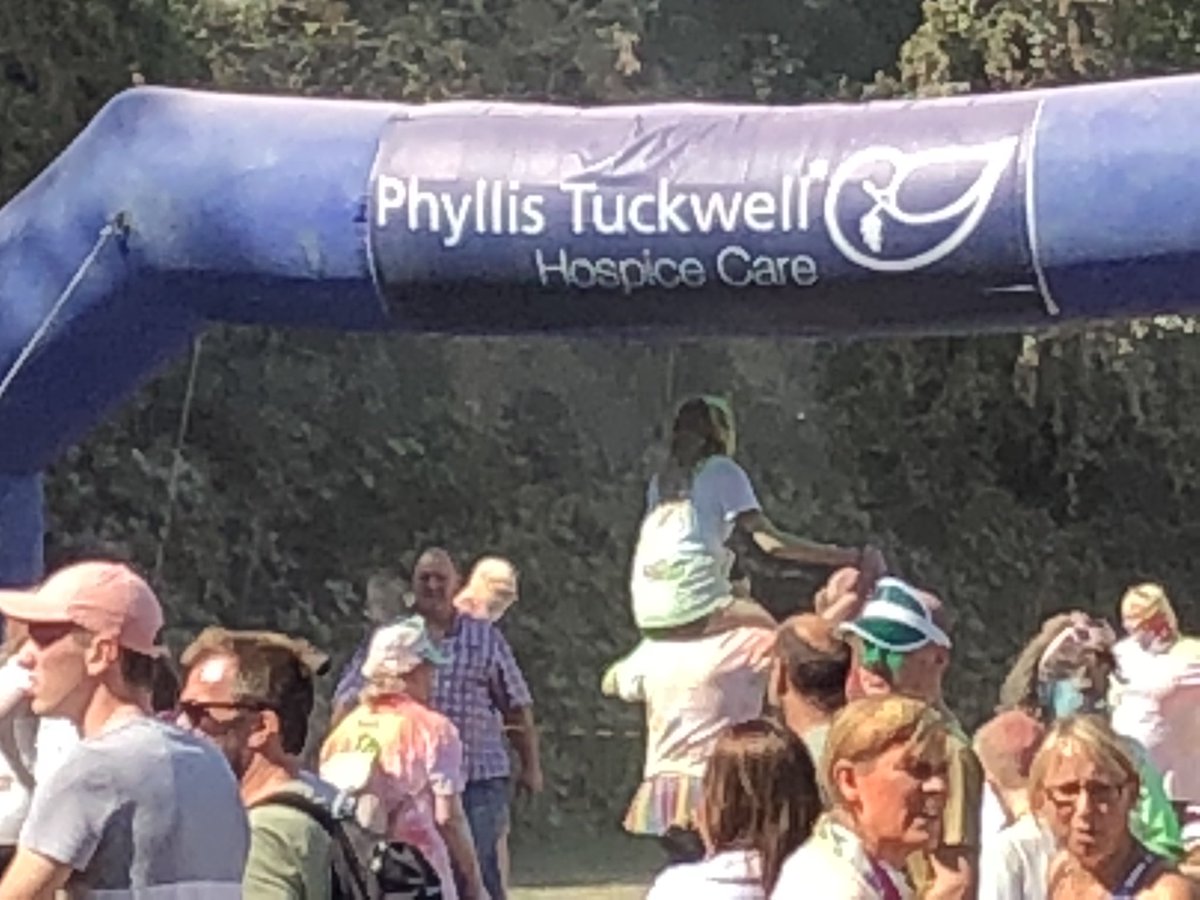 YaketyakP's tweet image. Great time announcing at the @PTHospice Dash of Colour today #doc1