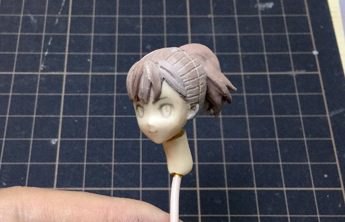 H Y O フィギュア原型師 Twitterissa ４ ウィッグ ラフ 製作 初心者にも楽しめる可動カラーレジン アバターガール 仮 出展で間が空きましたがウィッグ ラフ 製作しました 途中チェック撮影 小振りのポニーテールで活発さと女性らしさの中間を狙います