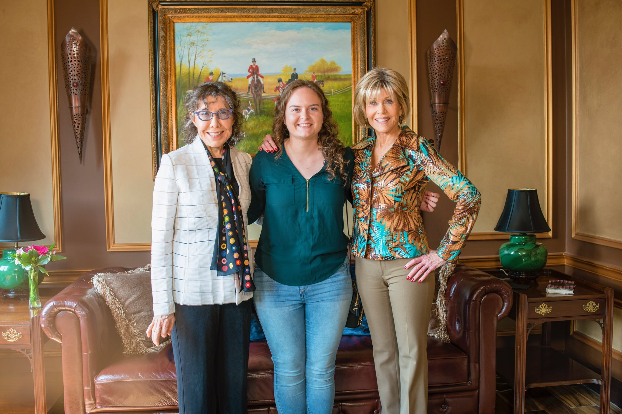 Happy birthday to my close personal friend lily tomlin!!!! 