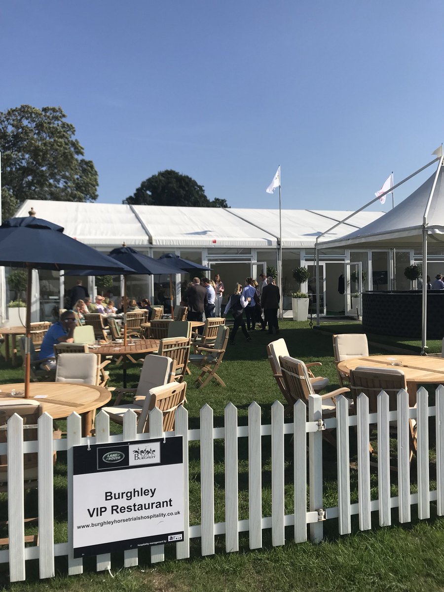 AR_EventsLtd's tweet photo. This weather really does make @LRBHT_Official just perfect! πβοΈ #myLRBHT #LRBHT18 #AREvents https://t.co/mqZZUgThBn