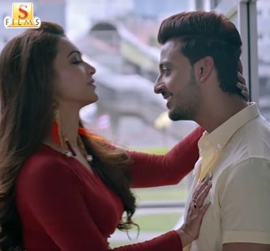 tollytrip's tweet photo. The Lovable Pair of @bonysengupta and @KoushaniMukher1 is Back Again in #GirlfriendTitleSong !!!
Watch The Video👉https://t.co/XeQW7H2aDX
#Girlfriend | @rupamislam74 | @Rajachanda | @jeetmusic | @SurinderFilms | @nispalsingh https://t.co/8Mqi19KhvX