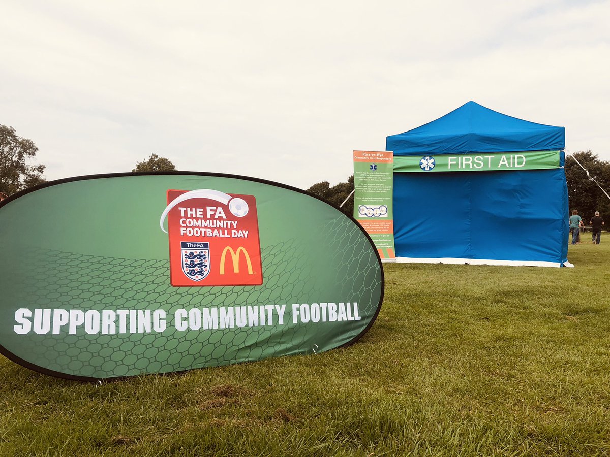 RossonWyeCFR's tweet photo. Today is #CommunityFootballDay at @rosssportsclub being ran by @McDonalds 😁 we are here showing our support for the event. 🚑 https://t.co/rbRoRjqgAz