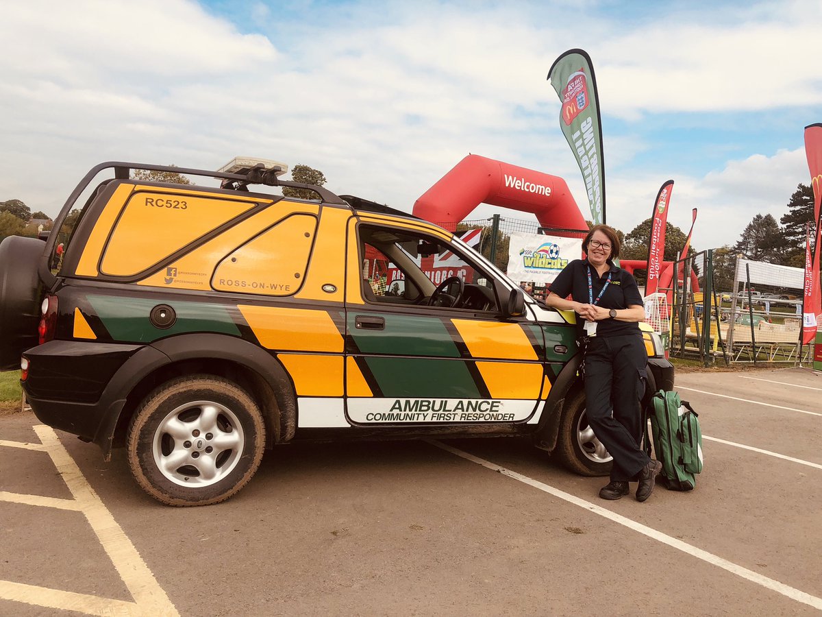 RossonWyeCFR's tweet photo. Today is #CommunityFootballDay at @rosssportsclub being ran by @McDonalds 😁 we are here showing our support for the event. 🚑 https://t.co/rbRoRjqgAz