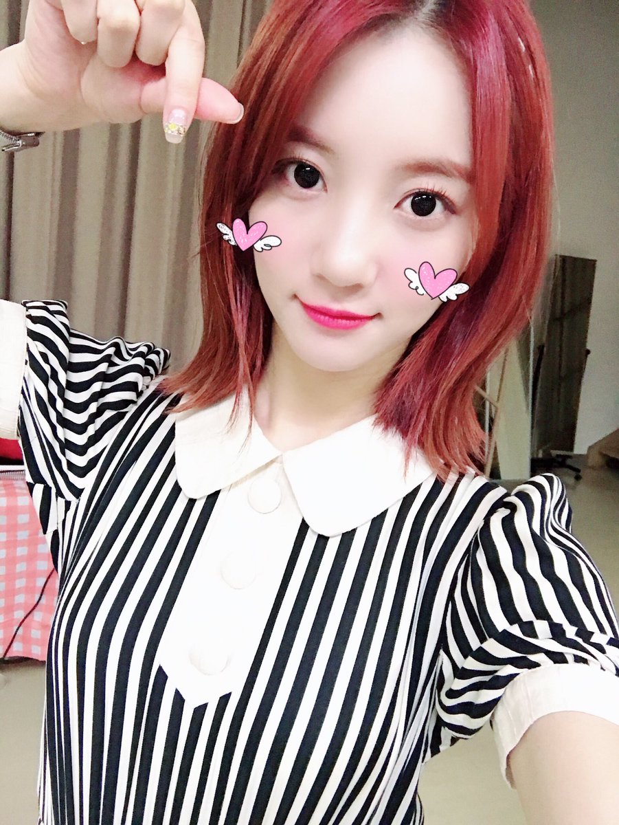 OHMYGIRLJAPAN's tweet photo. [#ビニ]
今日で 東京のイベントが最後でした😢
最後まで たくさん 愛してくださって 本当に ありがとうございました😘
明日は 大阪に行くので 大阪の みらくる
待っていてください💜

#OHMYGIRL_BANHANA #おまごる
#OHMYGIRL #OMG #MIRACLE #東京 https://t.co/KadtyKAKzq