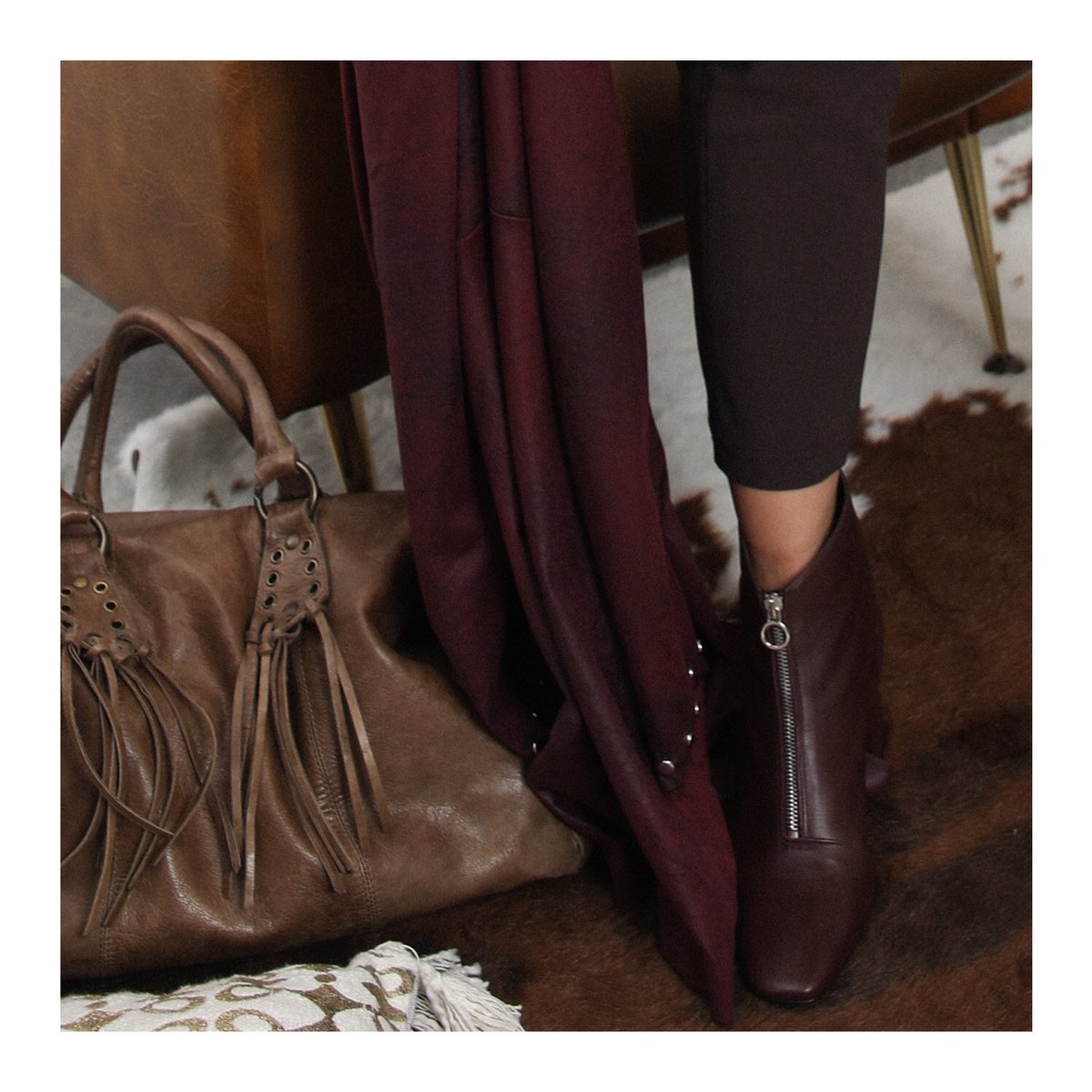 JMP_Paris's tweet photo. « Le style est une manière de dire qui vous êtes sans parler. » #style #ootd #details #accesoires #allinthedetails #mode #fashion #stylehasnosize #paris #shoesaddict #bagaddict #fashionblogger #fashionaddicted https://t.co/azAmHcmsXe