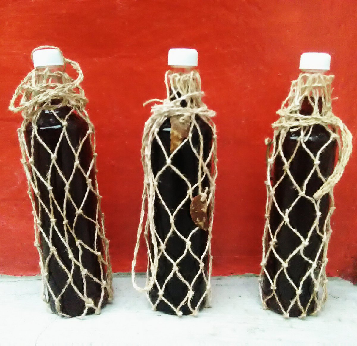 madamadaw's tweet photo. Madu asli Baduy. Silakan diorder 😊

#madubaduy #maduodeng #maduhitam https://t.co/qyFiLldQBX