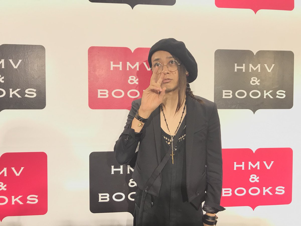 MUCC】 「時限爆弾」発売記念 黒ひげ危機一髪私物サイン&ステッカーお