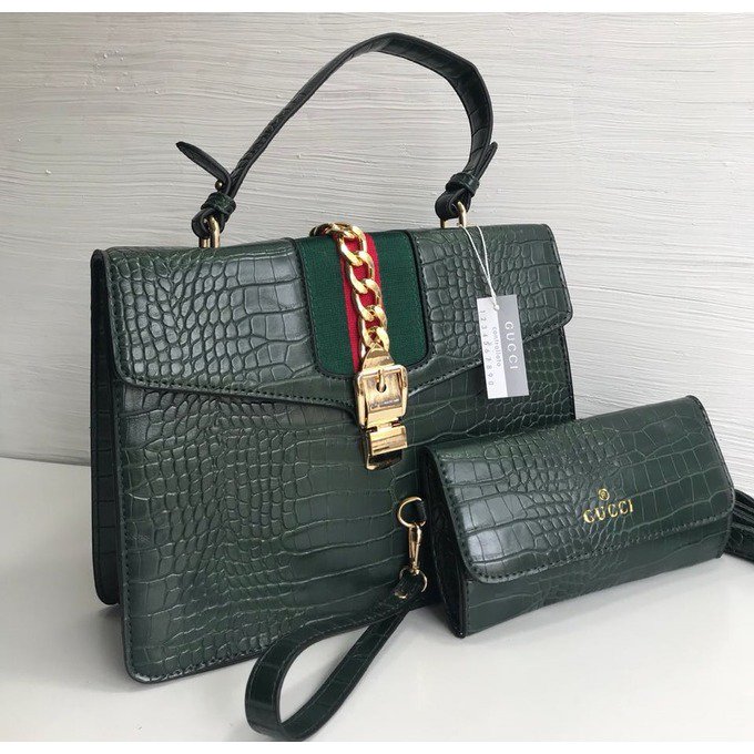 OliotrStore's tweet photo. Fancy, Designer Luxury Handbags up to 40% off 
 Shop now at https://t.co/V9VSdyjZPU
 #oliotr #oliotrshopping #handbags #ladiesbags #fashion #shopping #onlinestore #freeshipping #bestdeals #discountstore #bags https://t.co/xcbvP5WdiR