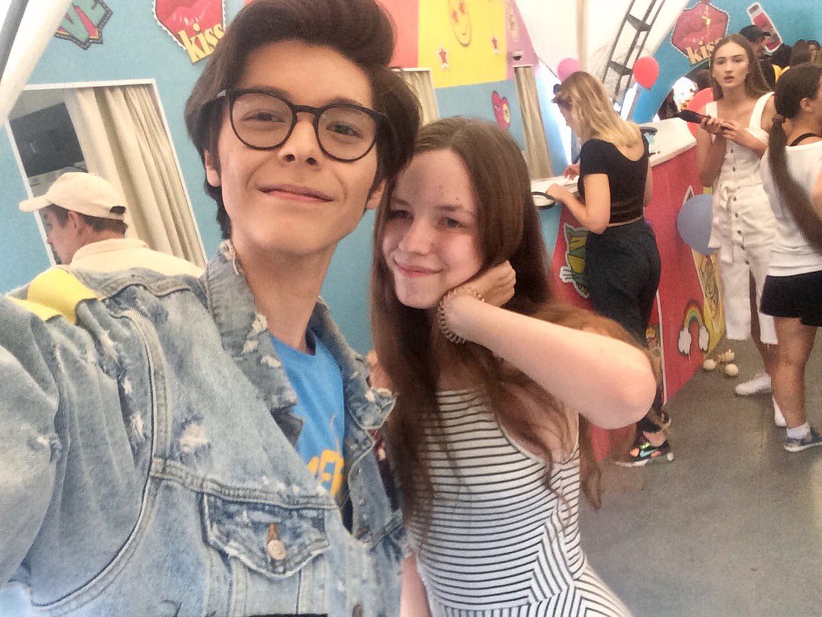 off_sivan tweet picture