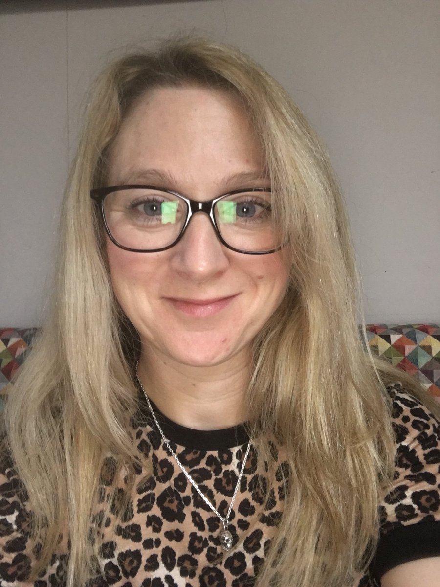 NikiMackayBooks's tweet photo. It’s fine that I need glasses when I’m working now. I’ll look studious. Puts on glasses 👓 #ageingstripperlookperfected 🤣 #lilolil #amwriting #cansee https://t.co/gA2nlyWnRF