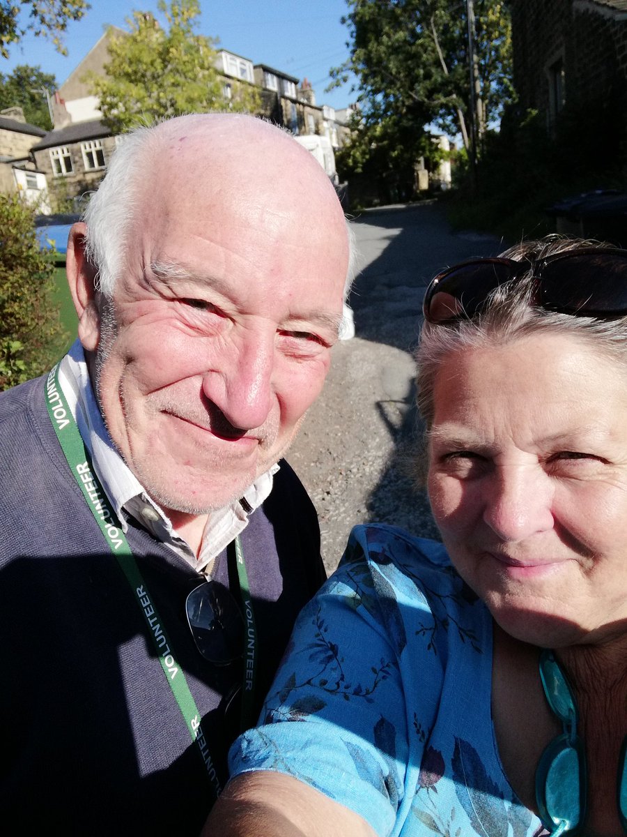 CllrJaneDowson's tweet photo. #caaf2018 Getting ready for the Festival Street Stalls event. Lots of food, lots of live music, lots if fun @ChapelAToday @NorthLeedsLife @CaraChapelA https://t.co/Kzko8U87D9