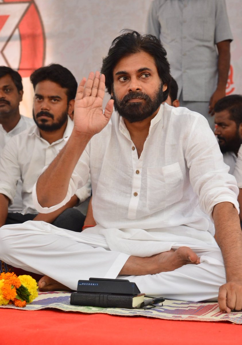 ChaituJSP's tweet photo. #HBDJanasenaniPawanKalyan #pic_3 Jai janasena jaihind https://t.co/kE8gS3uX7p