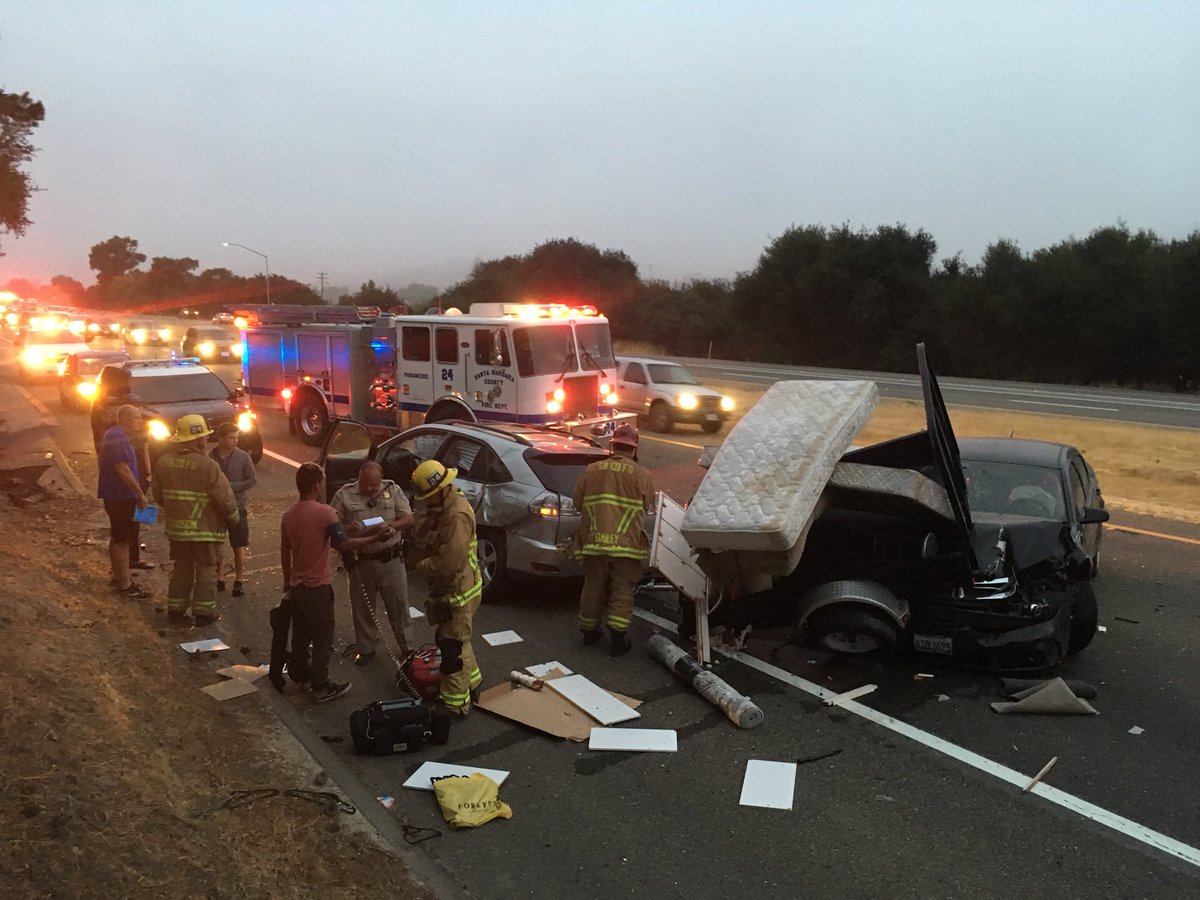 Seven Vehicles Involved in Highway 101 Collision | Edhat