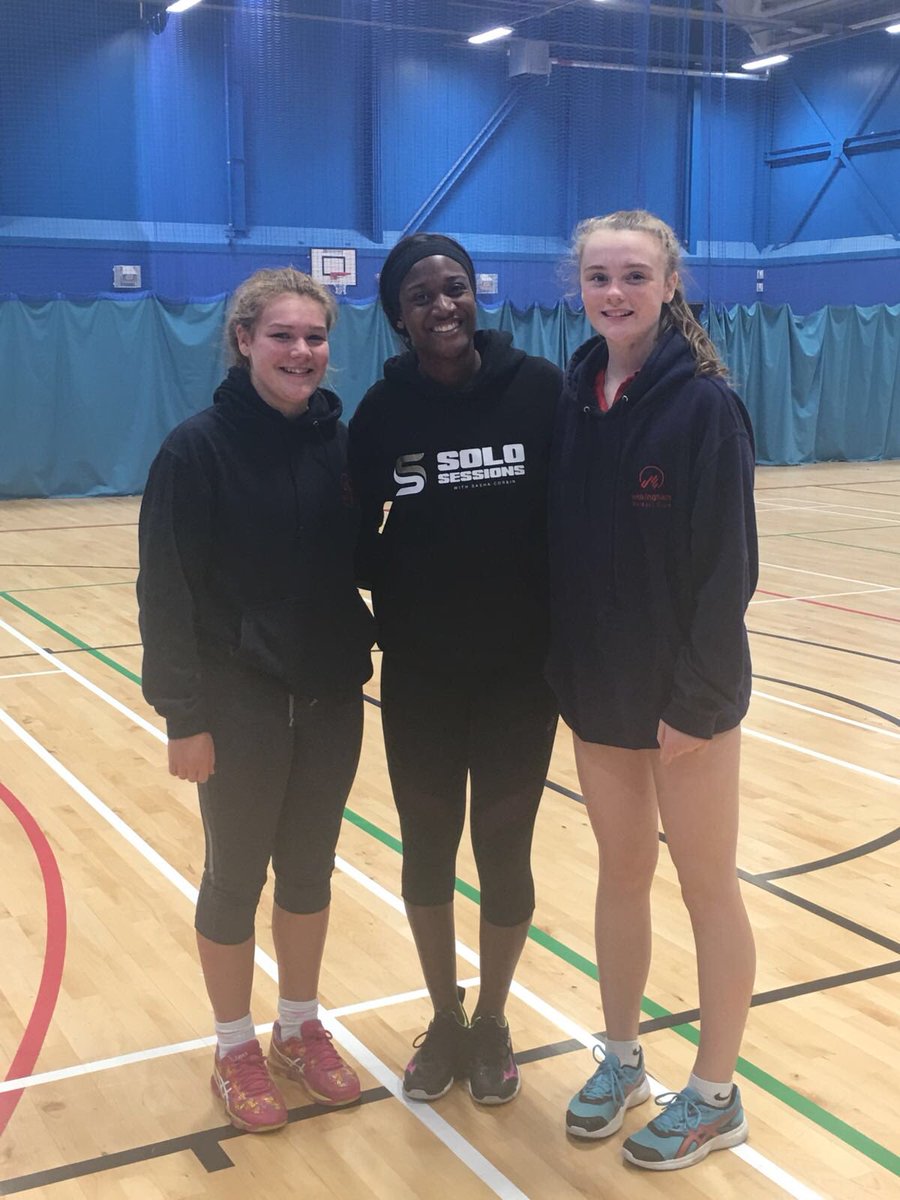 Thanks @MavericksNpl for having a couple of our rising stars on your camp yesterday. Apparently they were starstruck after meeting @Sasha_Corbin 🏐❤️💙 🏐💜⭐️#jealous #netballfam #thanksmavs