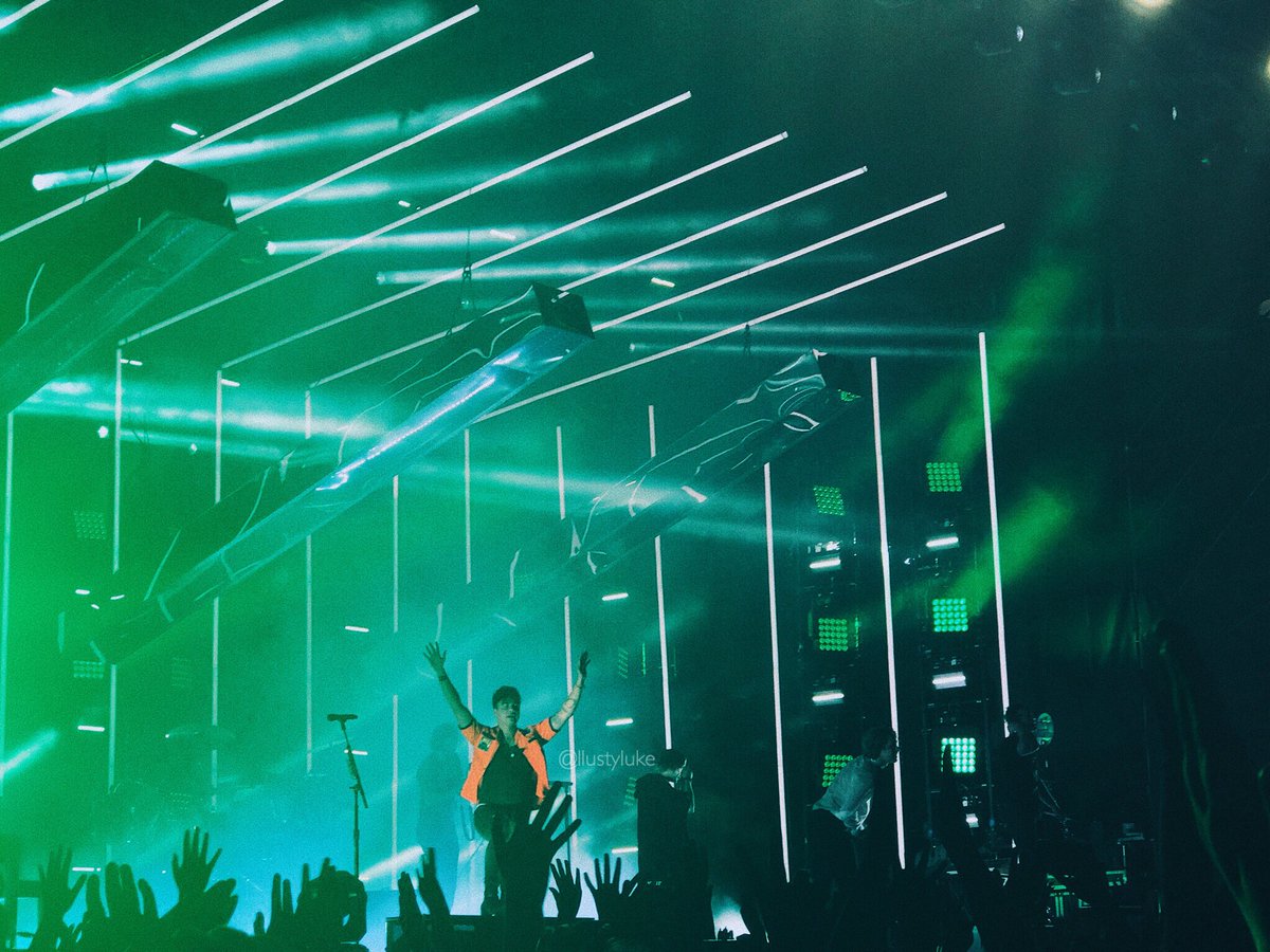 llustyluke's tweet photo. I love this picture that I took sm https://t.co/XkCqhlQBYX