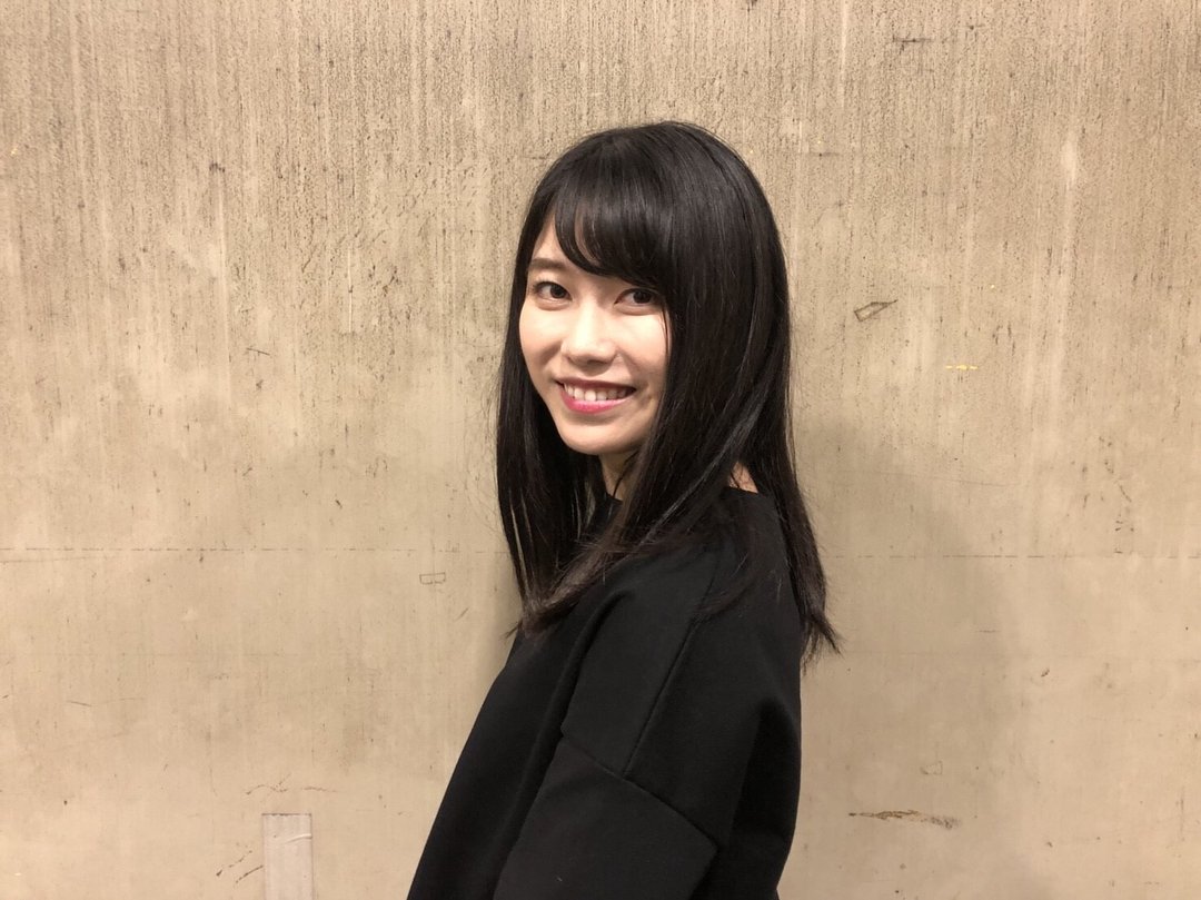 yuihan_translt's tweet photo. [9/1 인스타그램]

나고야에 만나러 와주신 여러분 감사했습니다🌟
오늘은 요전번에 첫눈에 반해서 산 옷이었습니다☺️

뒤가 귀여운 검은색 톱은
#ciroi 
스커트처럼 보이는 바지는
#barak https://t.co/LuWYFtXT0g
