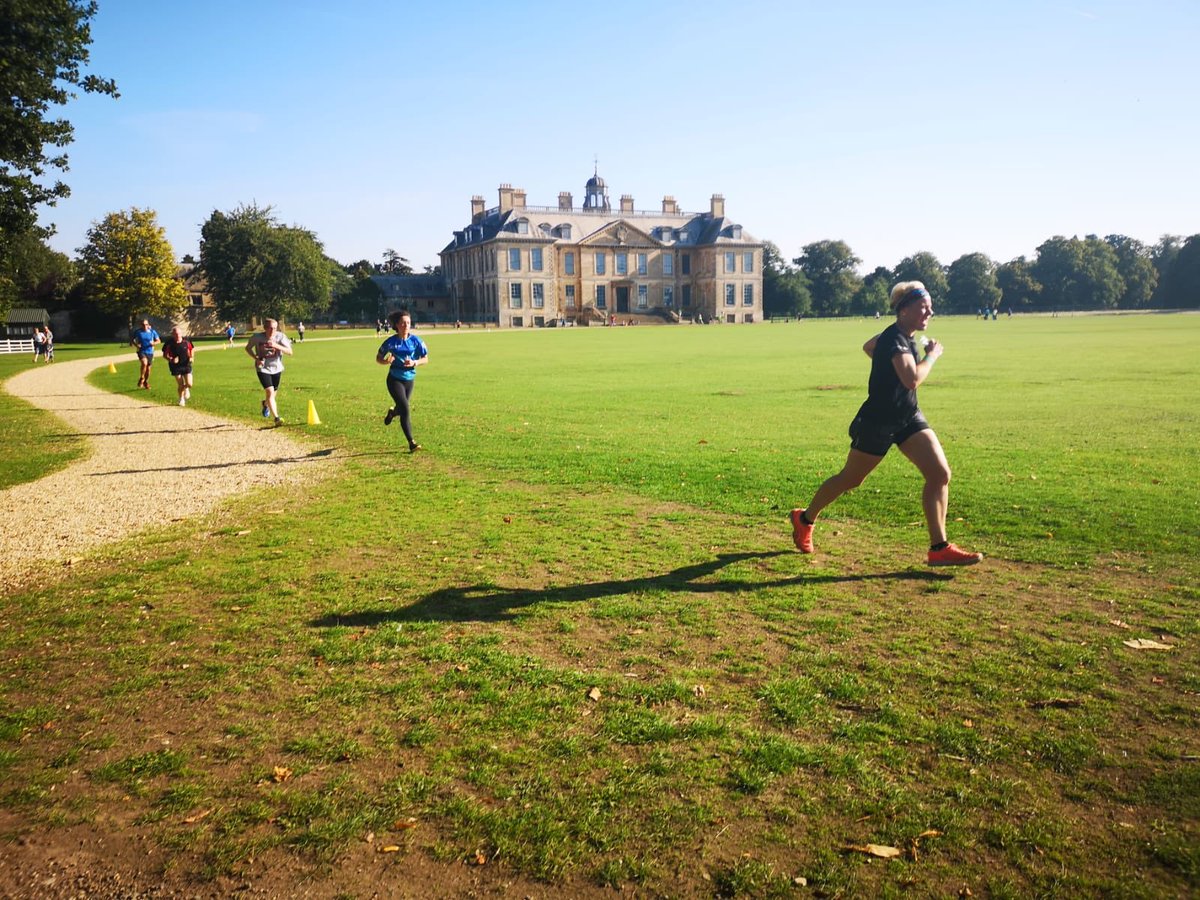 mileswithshell's tweet image. We’ve headed back to good old #Lincolnshire today. A lovely sunny #parkrun at Belton with friends, some brunch and cake, now ready to race the @bassinghambash an event we’ve organised in the past but never participated in #ukrunchat
