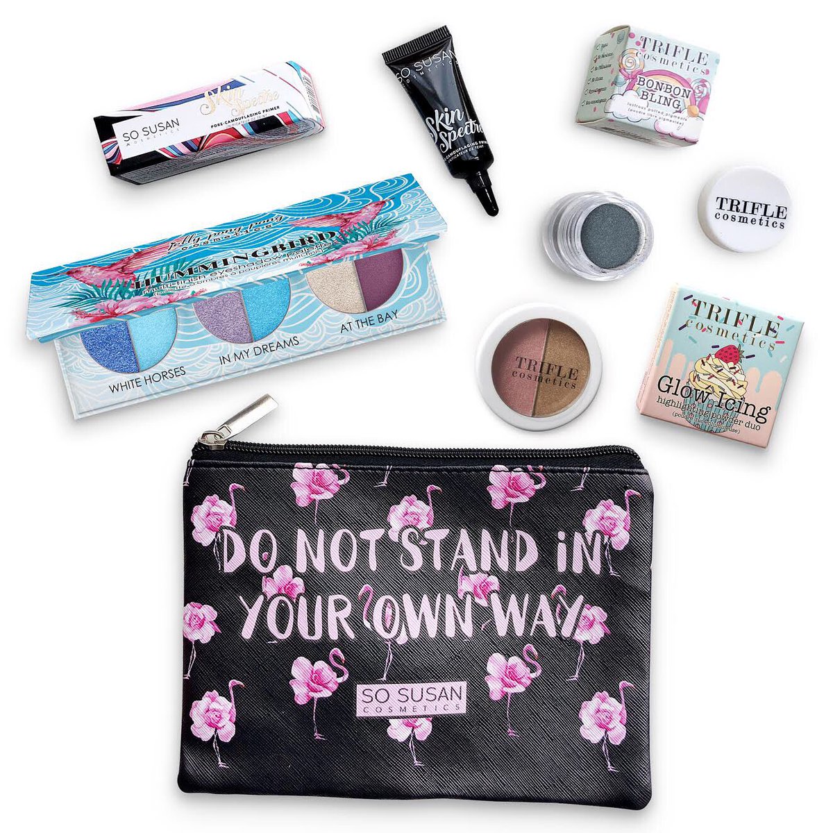 sosusanbeauty's tweet photo. Introducing our Sept #ColorCurate bag worth $107! Featuring:
🌸 @sosusanbeauty Skin Spectre
🌸 @triflecosmetics Glow Icing
🌸 @Jelly_Pong_Pong Hummingbird Palette
🌸 @triflecosmetics Bonbon Bling in ‘Black Forest’, ‘Snowflake Muffin’ or ‘Chia Pudding’
https://t.co/C9GbABugP9 https://t.co/fEIpgTTR78
