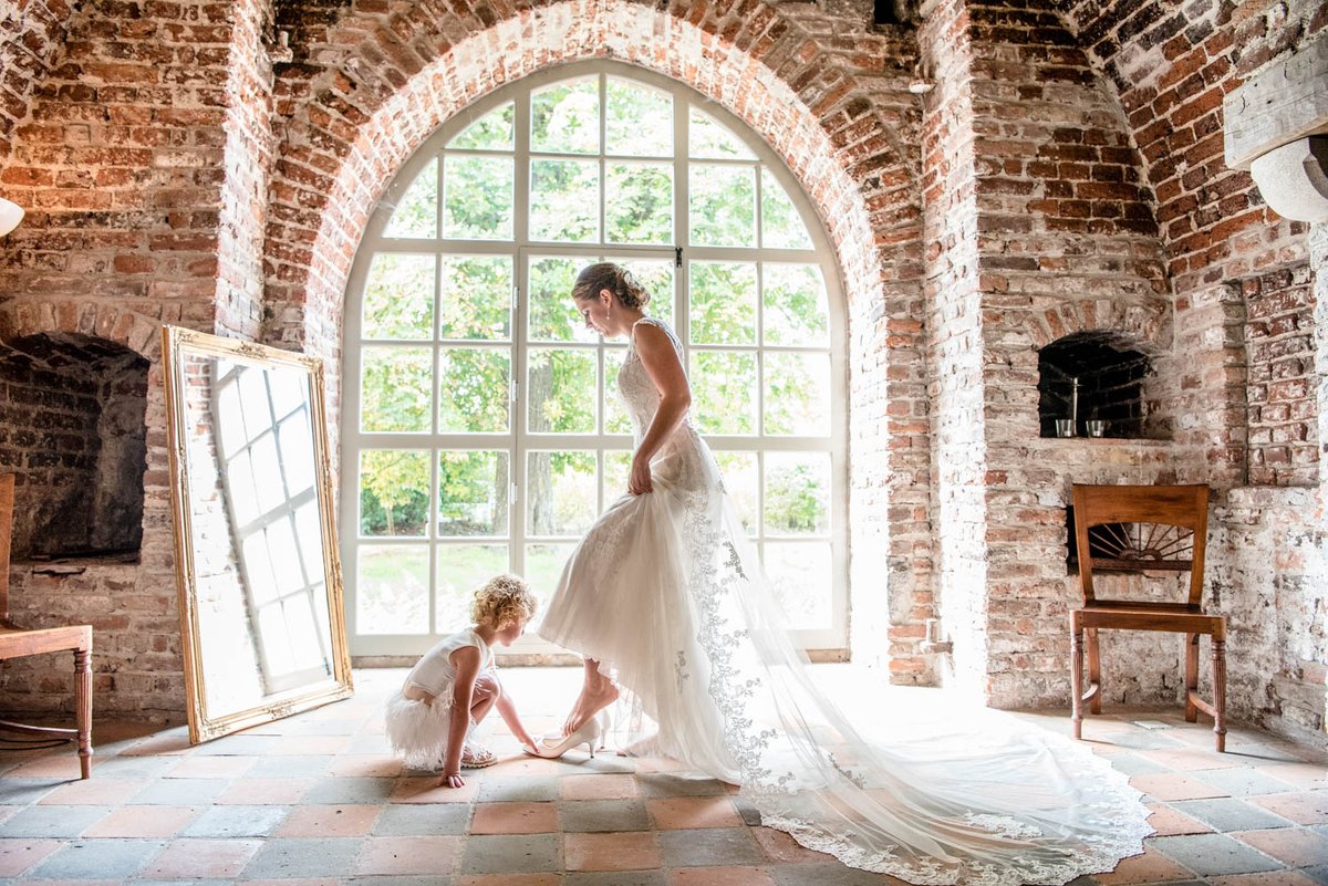 dannyvanemmerik's tweet photo. Bruidsfotografie! #trouwen #Kasteel #moederendochter https://t.co/sBTNAKgEzZ