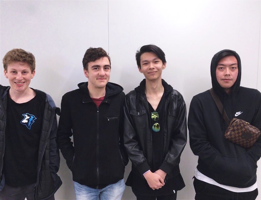 SurgeESC's tweet photo. A great start to #MEO2018 with @AtomOCE and some of the #SRGOW gang. We hope youโre all as excited for day 2 as we are!
๐ท https://t.co/rUCKGqOfld
โก๏ธ #WeAreLightning https://t.co/5M0MQvqxVx