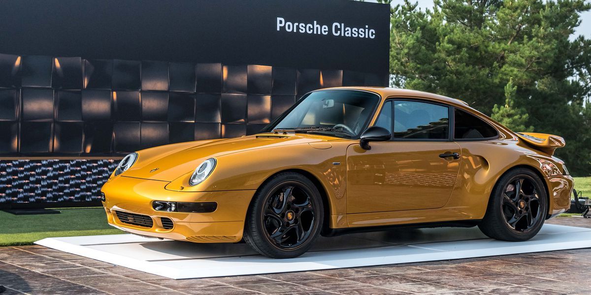 DBCoachworks's tweet photo. This brand-new #Porsche 993 - Project Gold - is a tribute to internal combustion https://t.co/zTJ6eo5sqH via @RoadandTrack https://t.co/cDpV3xv77K