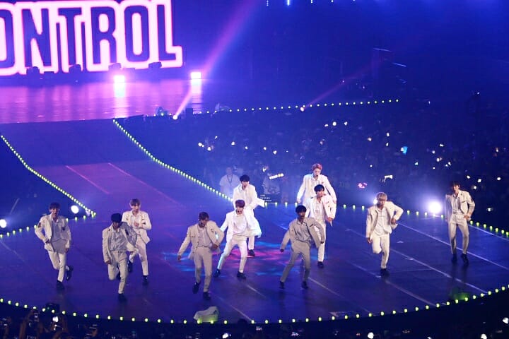 MOAArena's tweet photo. We will always remember this day, Wanna One! #W1OneTheWorldMNL #WannaOneAtMOAArena https://t.co/2iD4u4WLOz