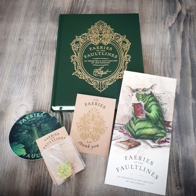 dreamchaserart's tweet photo. After a long wait, the wonderful "Faeries of the faultlines" book by #iriscompiet has finally reached my home. It was well worth the wait 😊

#artbooks #fearies #faerie #fae #faeriesofthefaultlines #fantasy #kickstarter #green #fairies #brianfroud https://t.co/mNmQPpFlpm