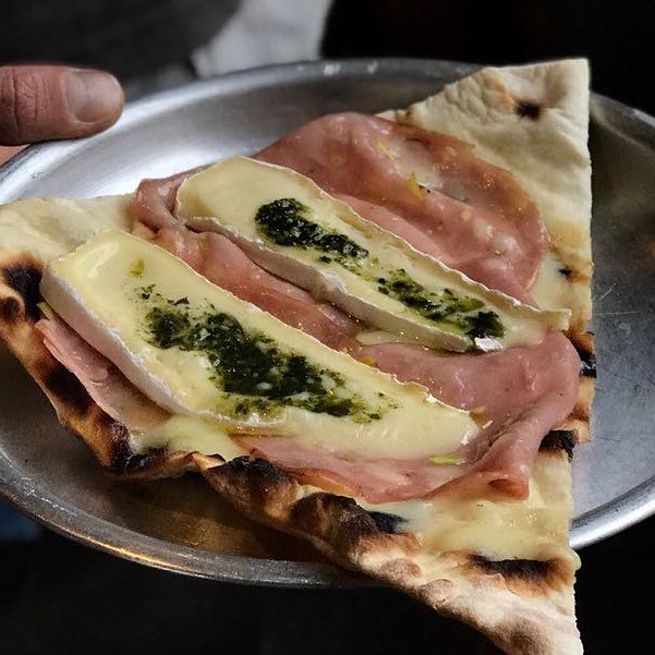 Fin de semana en <a href="/1893pizza/">1893</a> Podés degustar un adelanto de lo que se verá en <a href="/FeriaMasticar/">Conexión Masticar</a>