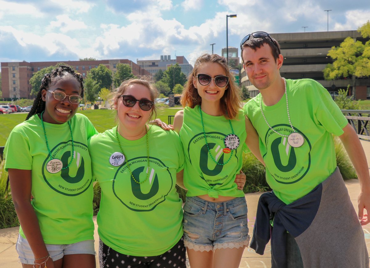 EMUCampusLife's tweet photo. The first day of First Three was a huge success! Check out some of the highlights from our day. #OrientationRocks #NSOYay https://t.co/CahbNrRAKB