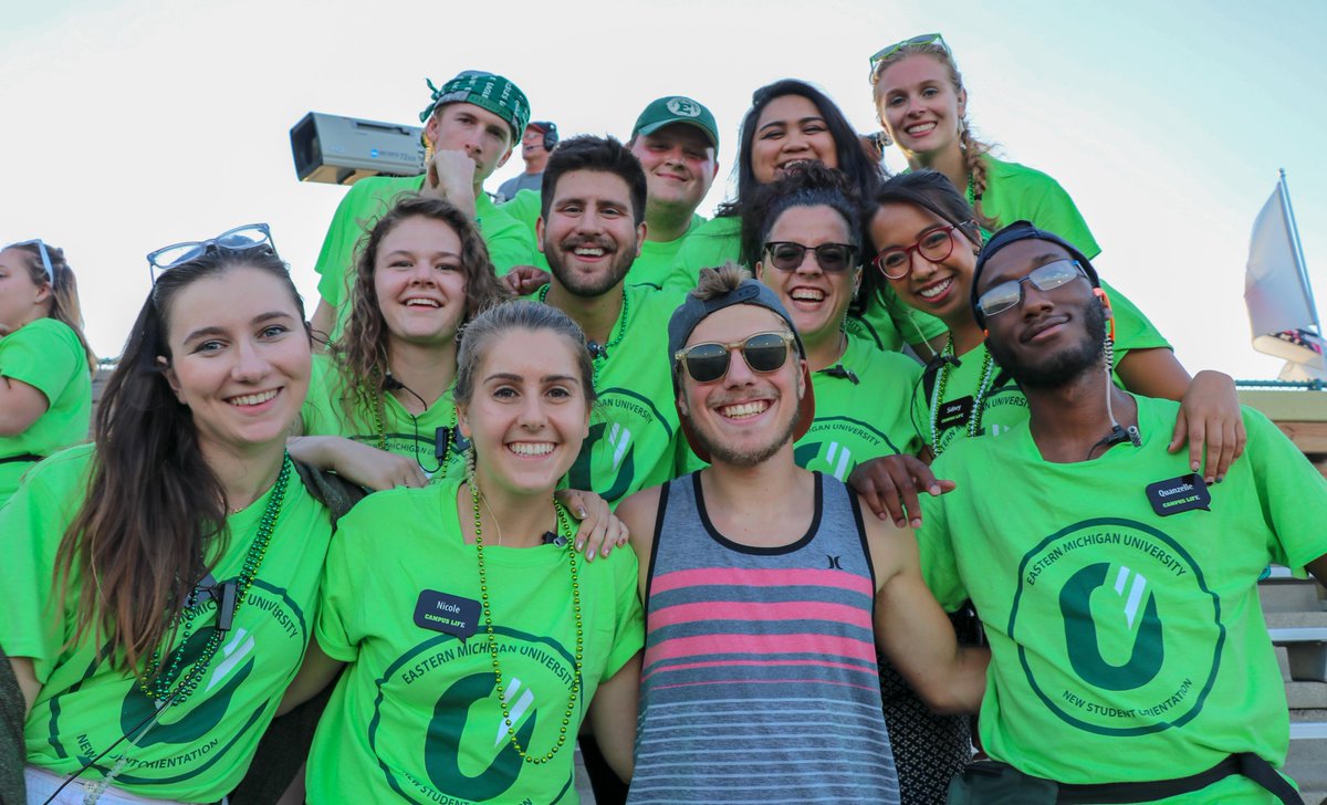 EMUCampusLife's tweet photo. The first day of First Three was a huge success! Check out some of the highlights from our day. #OrientationRocks #NSOYay https://t.co/CahbNrRAKB