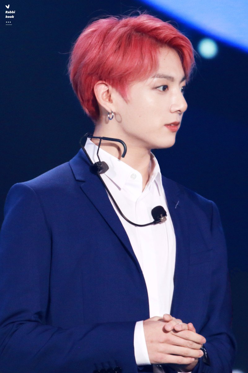 래비국 🐰 tweet media