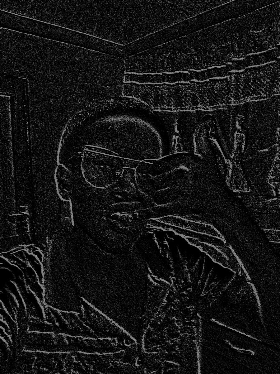 DingeThe tweet picture