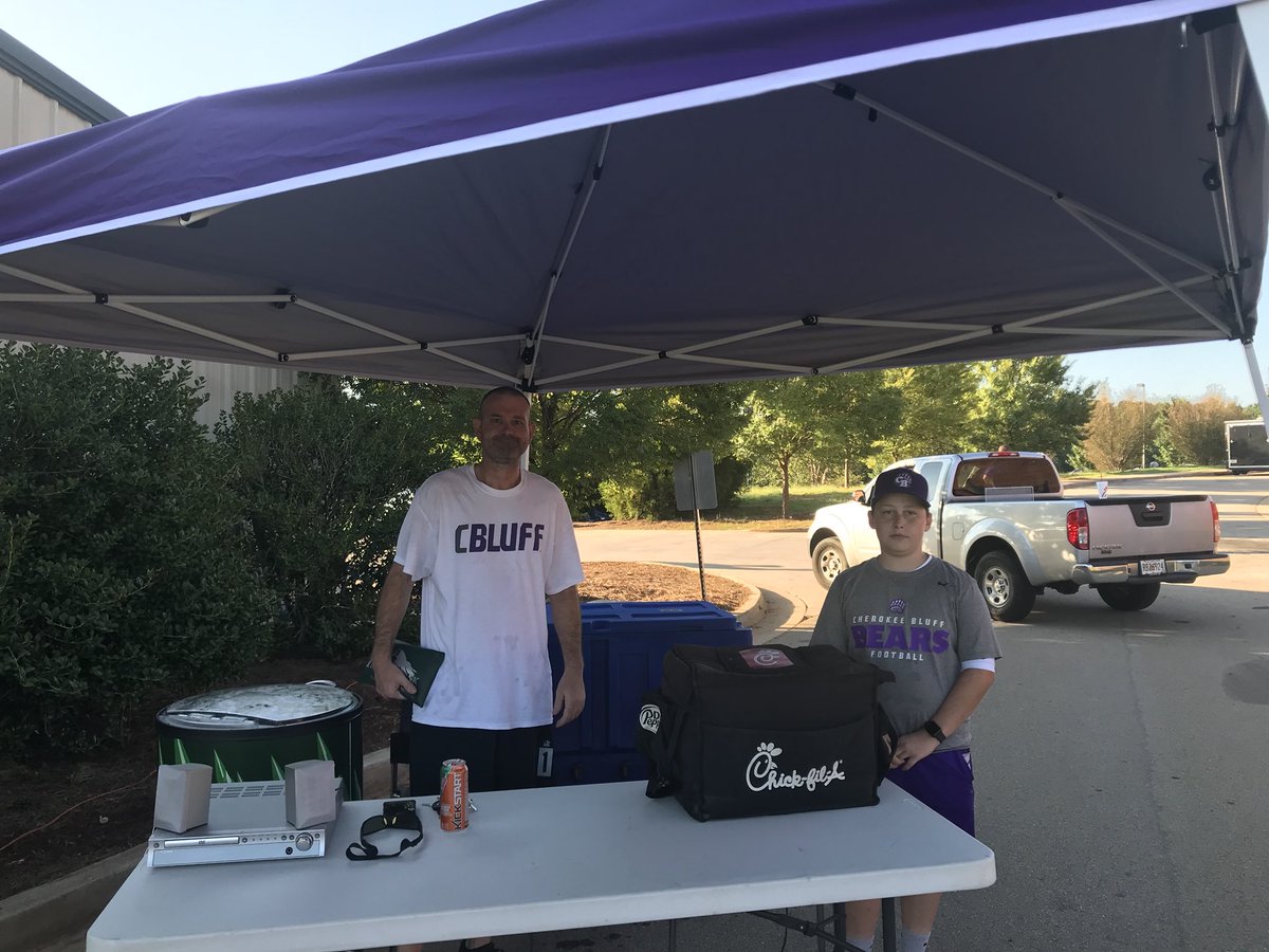 UGAplugger's tweet photo. Sun has risen on @HallcoCBHS @HallcoCBMS as the future #CBBEARS host their jamboree today till 3pm come out and have a frenzee!!! https://t.co/IJ2CU47PNc