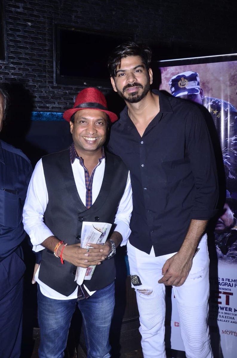 ywadali's tweet photo. Had great rime at #BoraBora with big bro best comedian @Ratannnooraa @sunil_pal_comedian at the movie launch #TargetIndia. https://t.co/jjKOM2oGOU